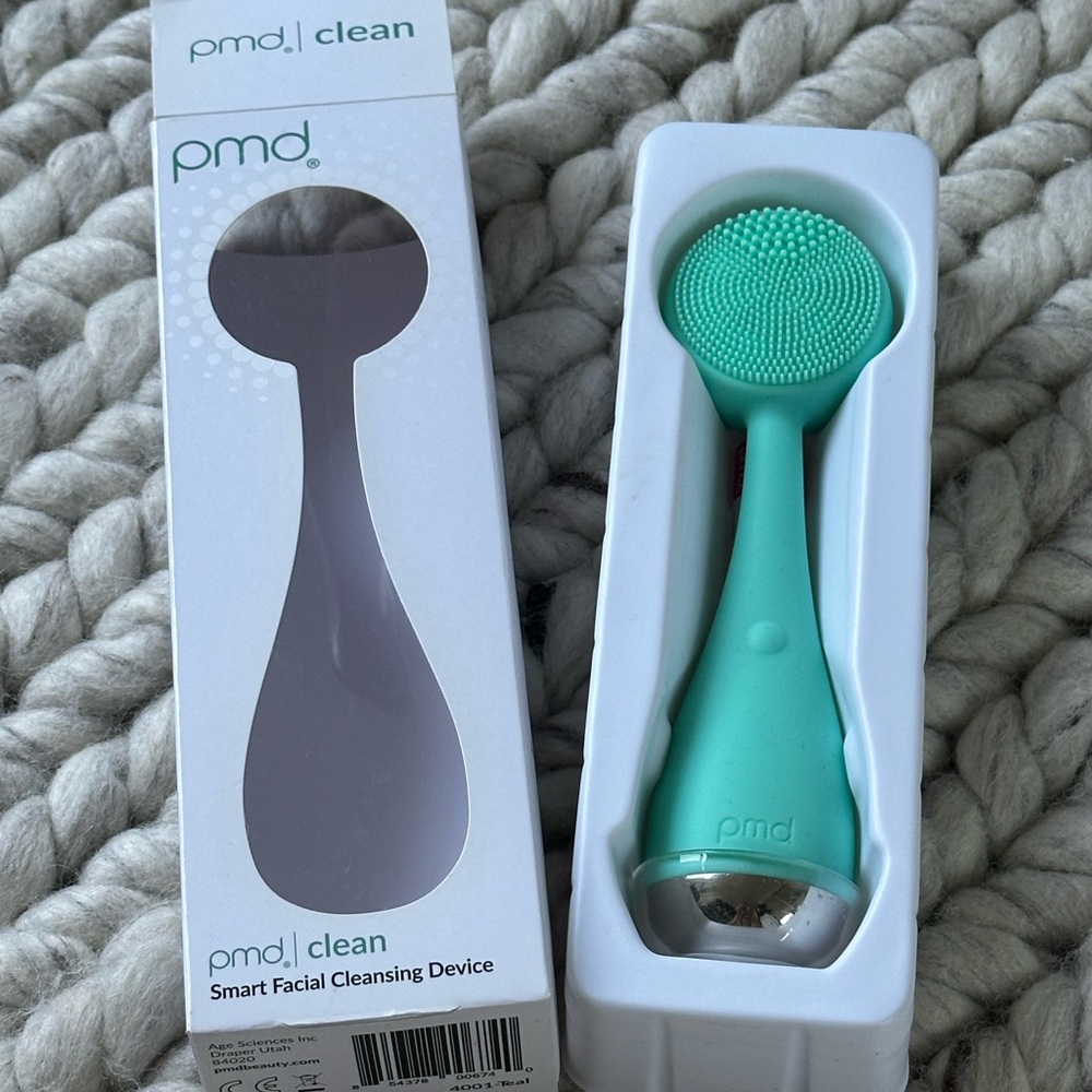 PMD Clean - Smart Facial Cleansing Device